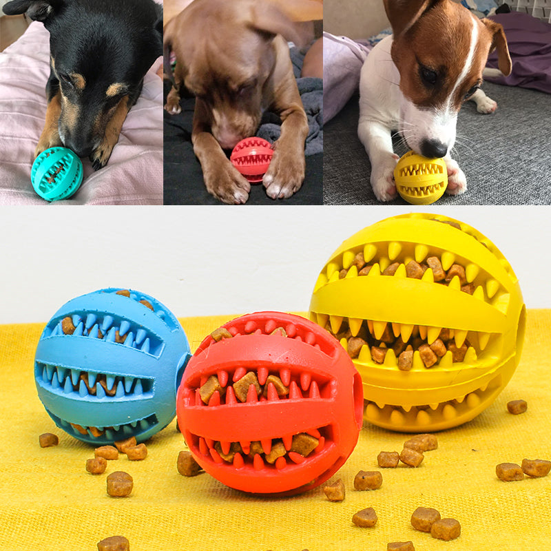 Slow Feeder Rubber Dog Ball - Treat Dispensing Chew Toy (5 cm / 7 cm)