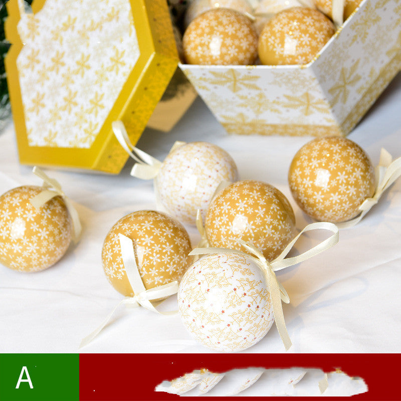 Christmas Gift Box with Tree Decoration Pendant | Xmas Holiday Decor