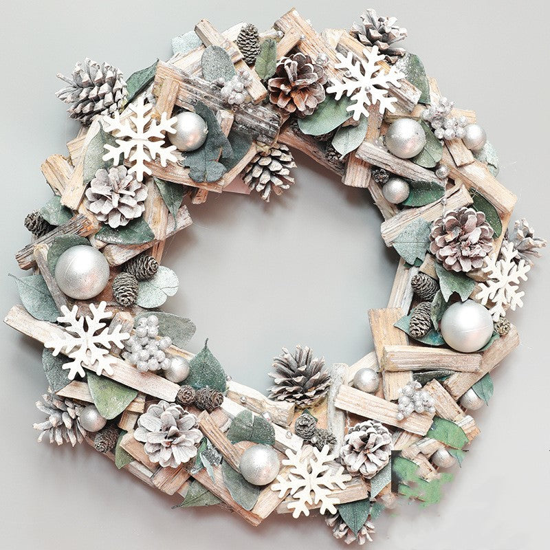 Christmas Wreaths & Garlands | Xmas Holiday Decor