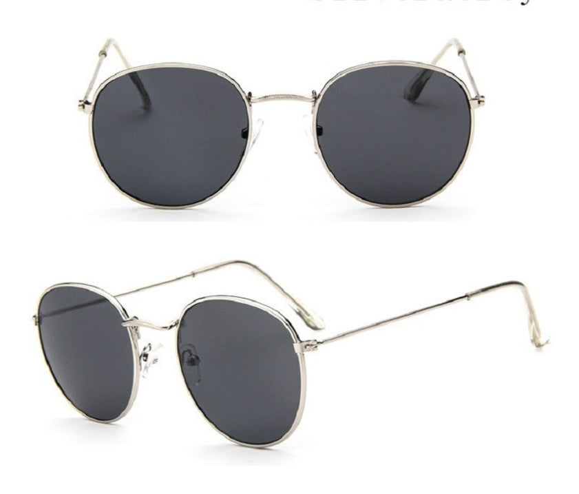 Women Retro Sunglasses – Women's Accessory