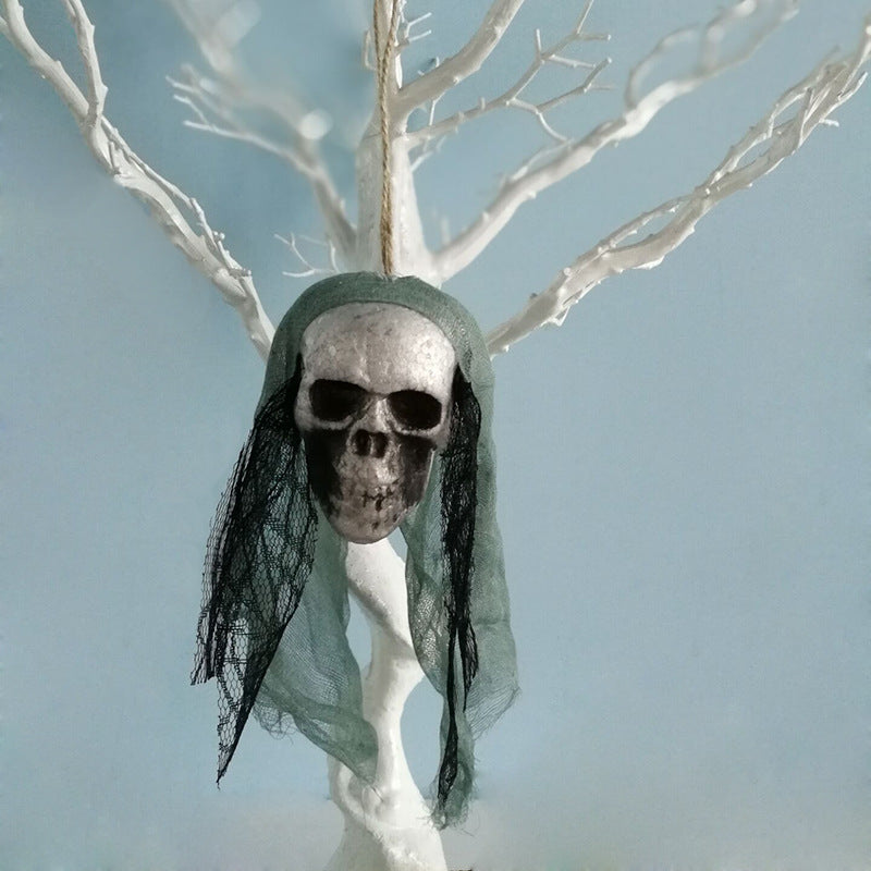 Halloween Hanging Skull Decor - Spooky Party Decoration for Indoor & Outdoor