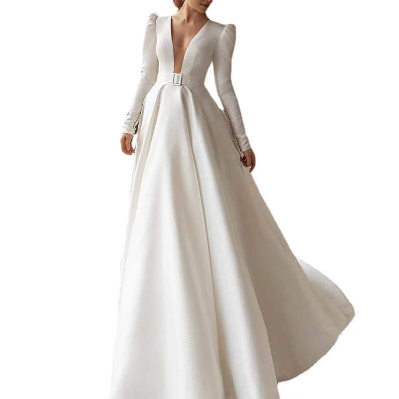 Ladies Style White Dress Satin Surface Was Thin and High French