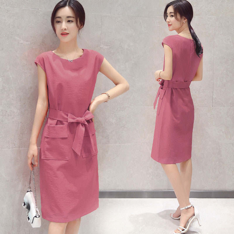 The Little Guy Wears a Petite Fashion Lace-Up Student Dress