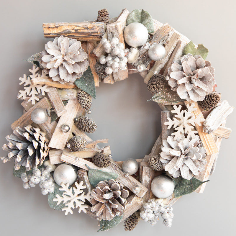 Christmas Wreaths & Garlands | Xmas Holiday Decor