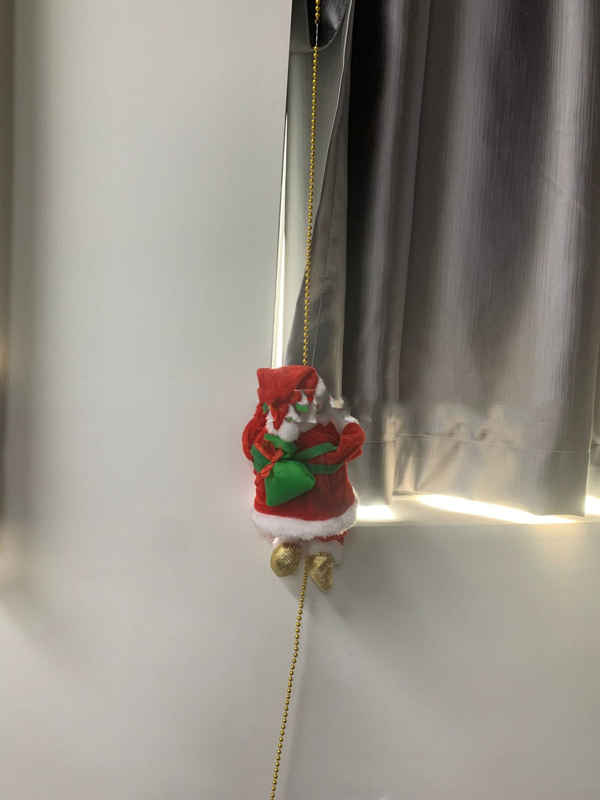 Electric Climbing Santa Claus Ladder - Musical Animated Christmas Decoration