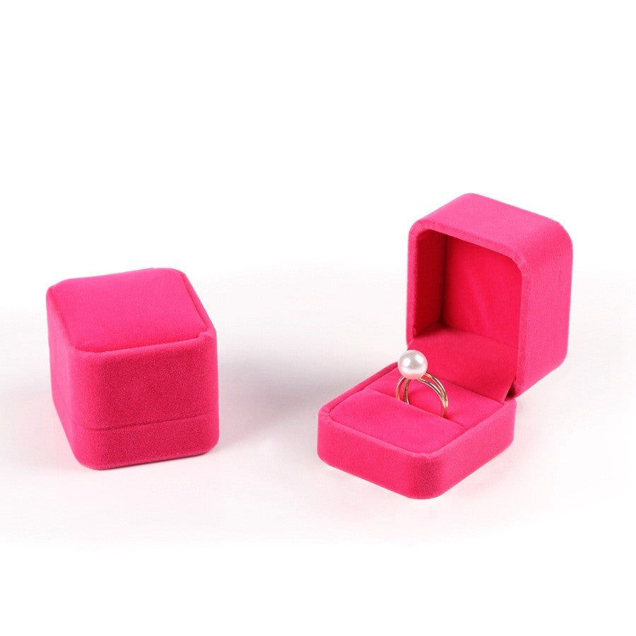 Flannel Jewelry Box - Portable Ring, Earring & Necklace Organizer