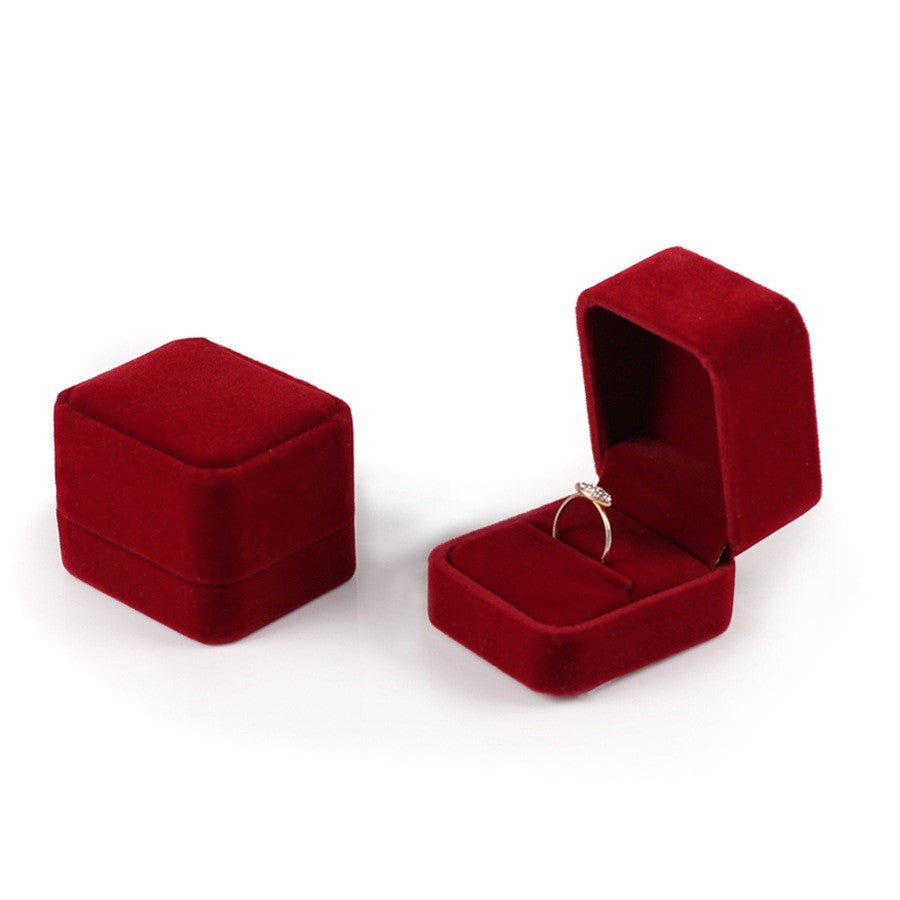 Flannel Jewelry Box - Portable Ring, Earring & Necklace Organizer