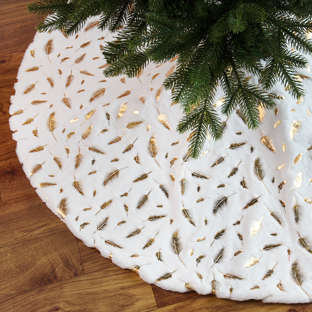 Christmas White Plush Tree Skirt | Holiday Gift