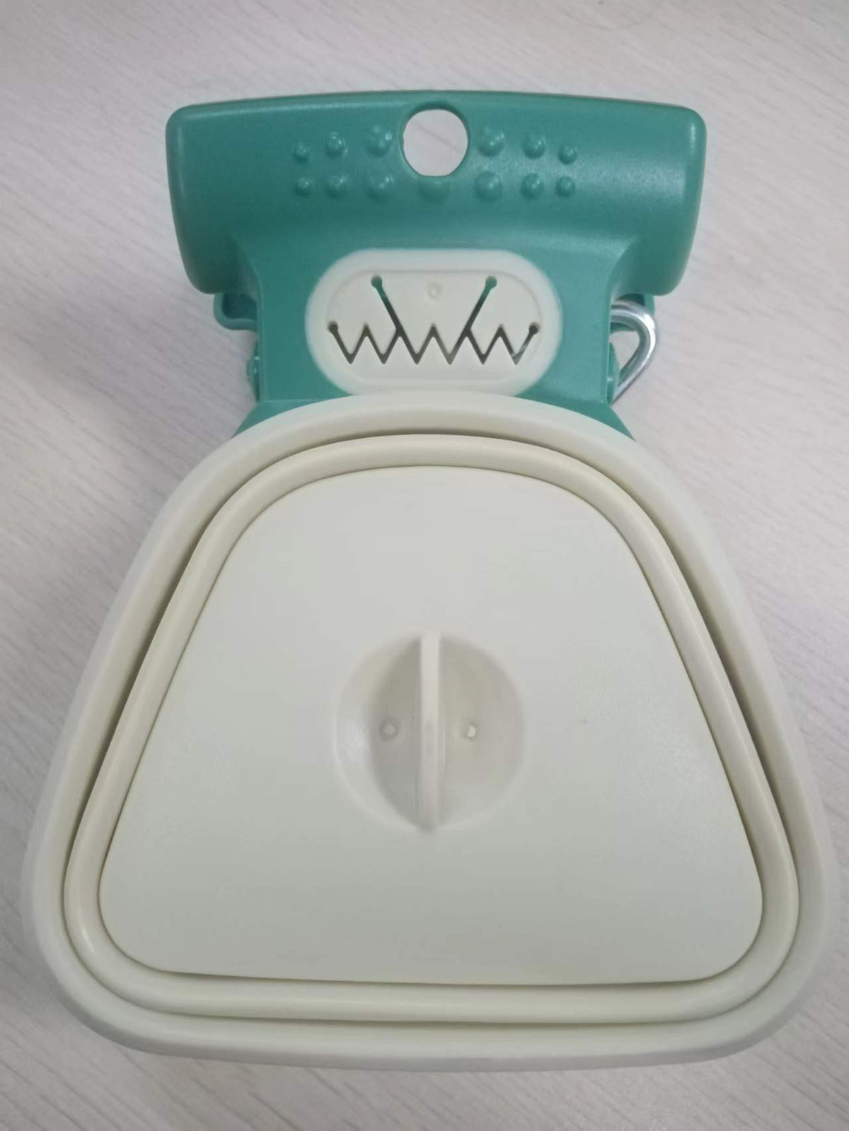 Foldable Dog Poop Scooper with Bag Dispenser - Portable Travel Pooper Scooper