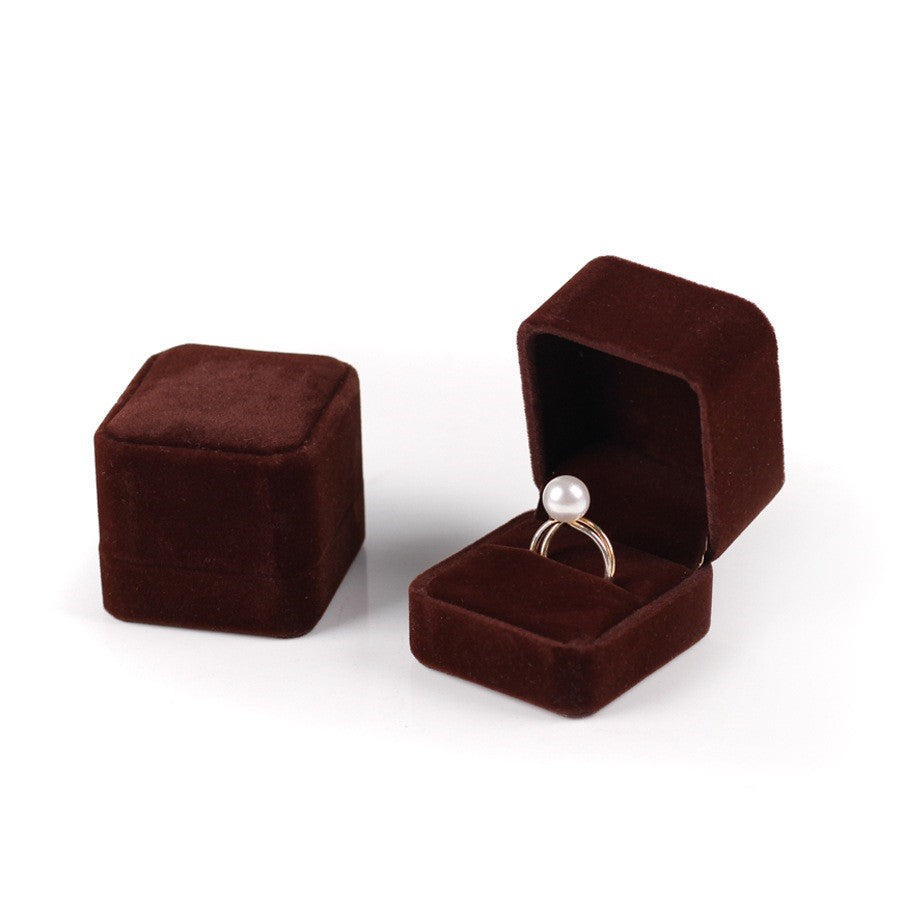 Flannel Jewelry Box - Portable Ring, Earring & Necklace Organizer