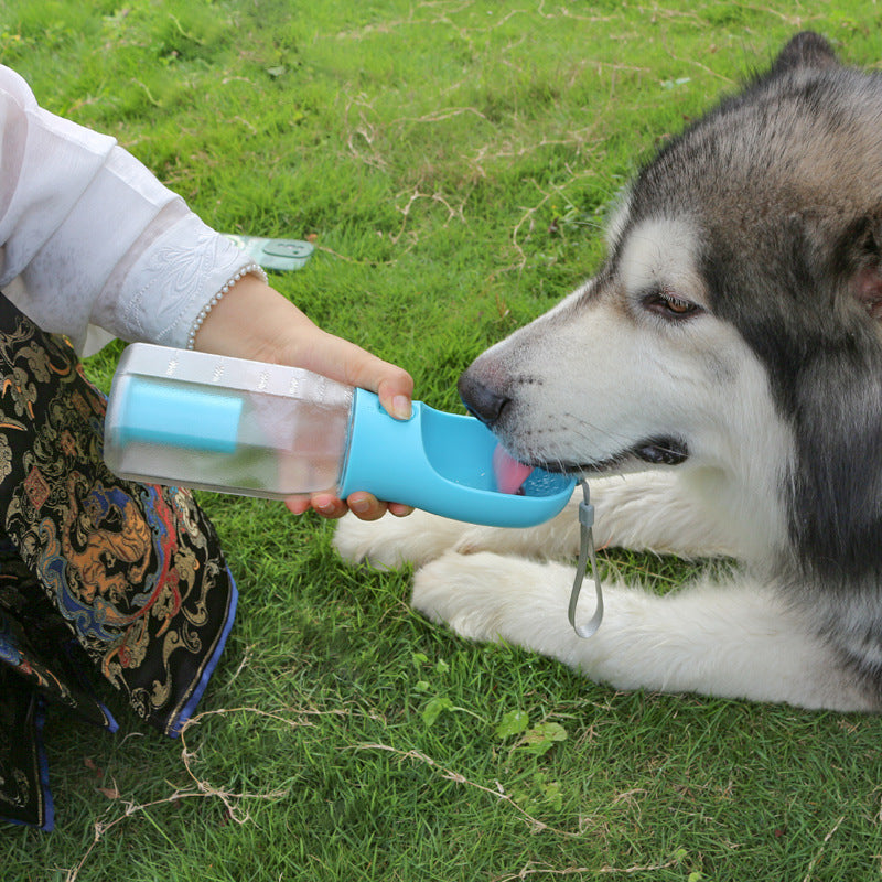 3-in-1 Dog Water Bottle 600 ml - Leakproof Travel Drinker, Food & Poop Bag Holder