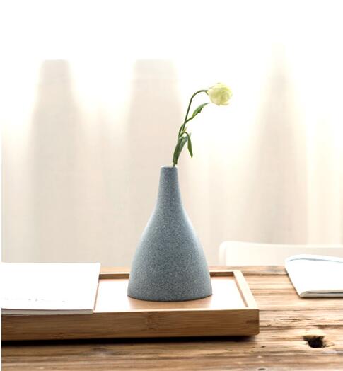 Creative Home Decor Accent - Modern Decorative Ornament for Living Room