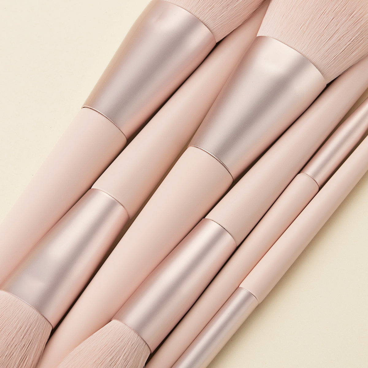 Make-Up Kit Beauty Brush Girl – Makeup Brushes & Tools