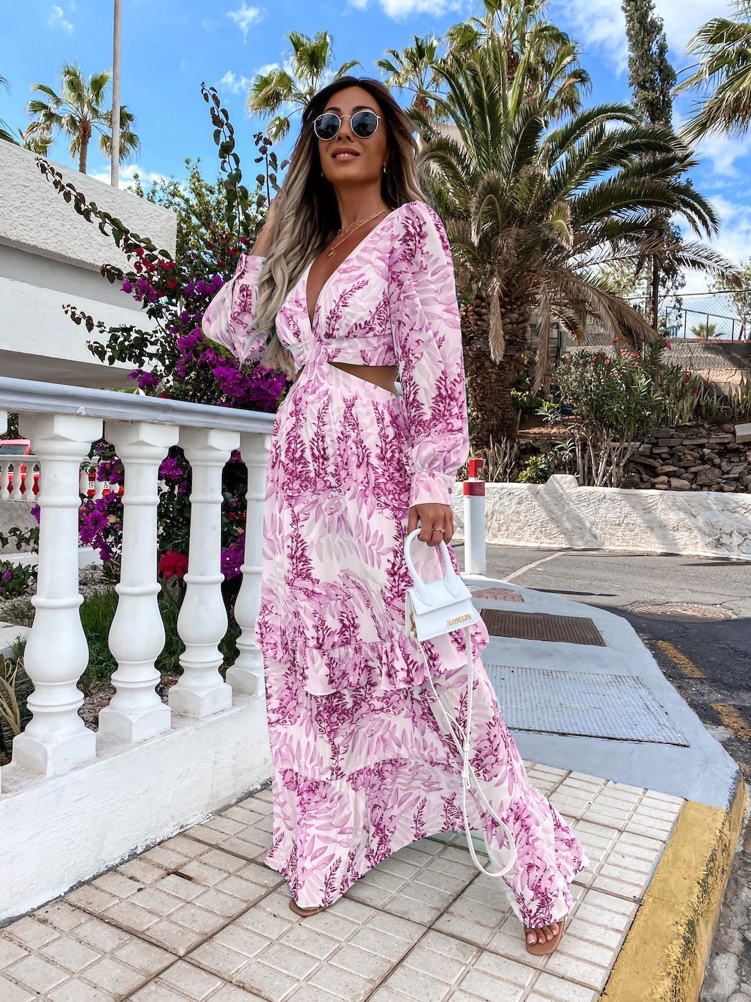 Elegant Women's Hollow Floor V-Neck Long-Sleeved Plant Dress Long