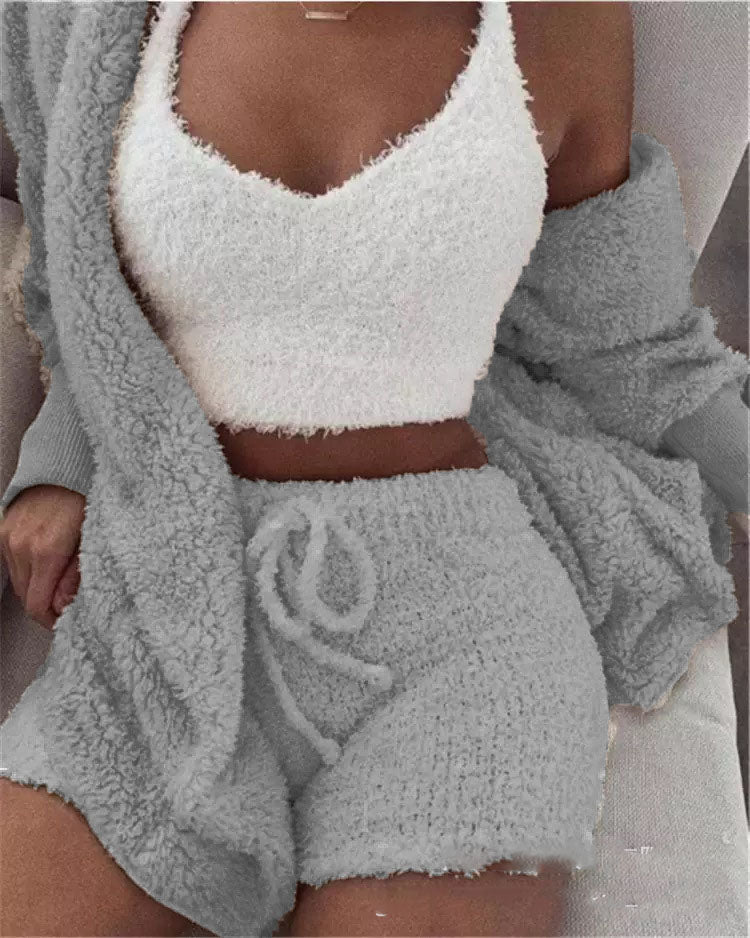 3 Pieces of Fashionable Ladies Plush Home Clothes