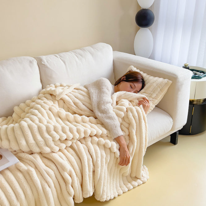 Soft Bubble Velvet Blanket - Warm Solid Color Throw