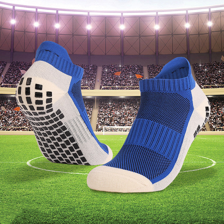 Short tube football athletic socks made from polyester with non-slip, sweat-absorbing, and anti-friction design for sports and training.