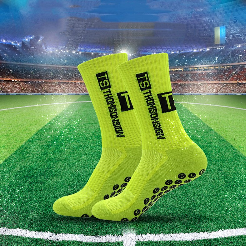 Men’s middle tube soccer socks designed for football, training, running, and everyday sportswear with a comfortable athletic fit.