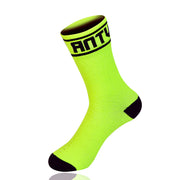 Unisex three-layer outdoor sports socks with a waterproof breathable membrane, nylon exterior and bamboo-rayon-blend lining in six colours.