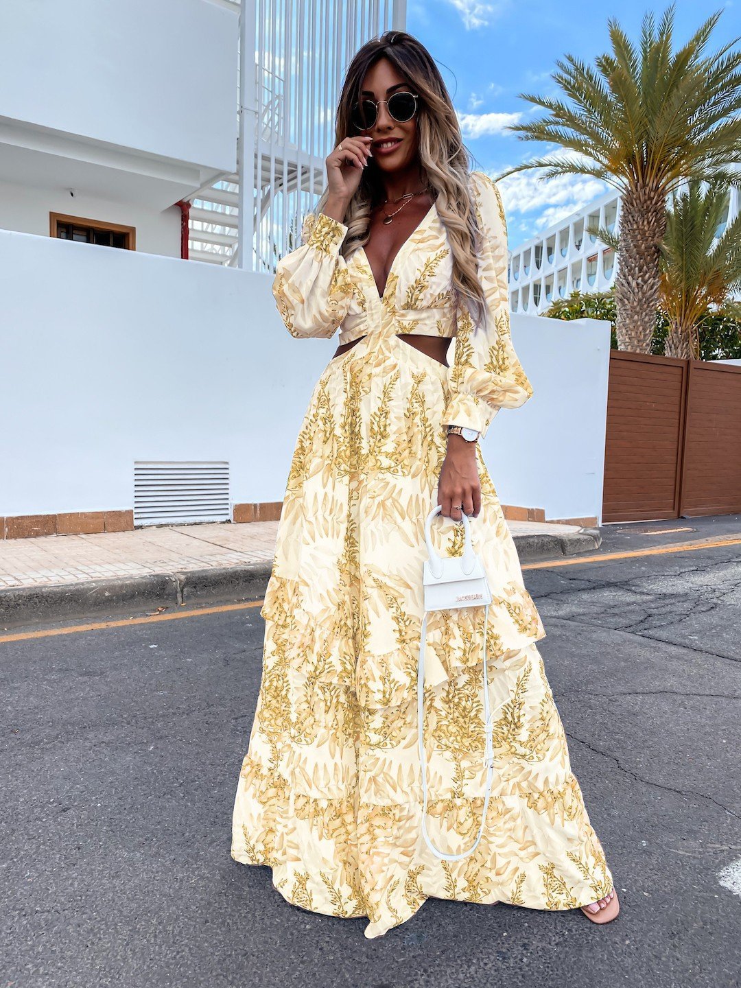 Elegant Women's Hollow Floor V-Neck Long-Sleeved Plant Dress Long