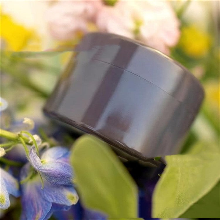 DIY Spiral Stem Vase Bracket - Flower Arrangement Holder