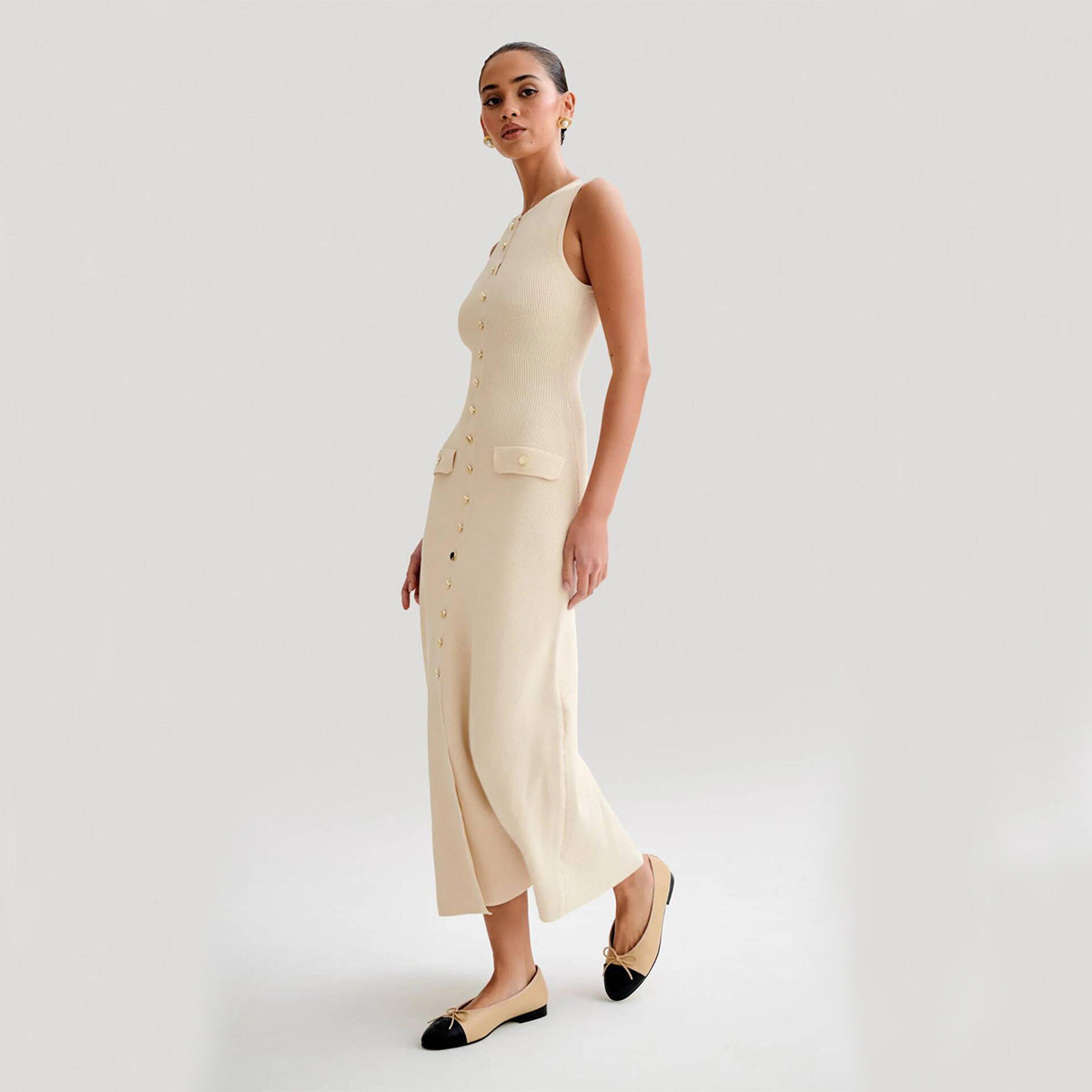 Elegant Knitted Sleeveless Dress with Single Breast Fashion Slim