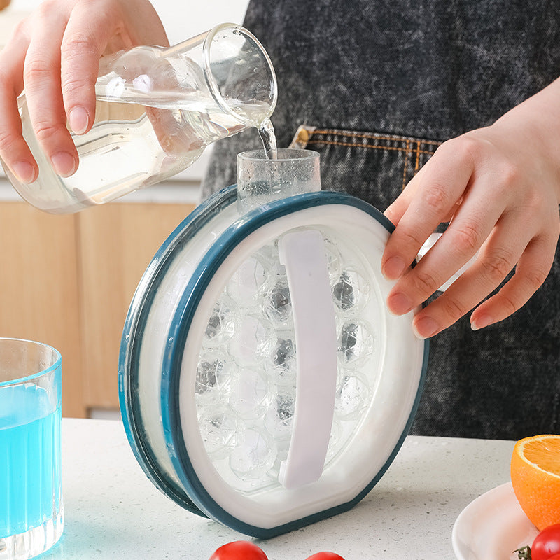 2 in 1 Portable Ice Bottle Cold Kettle Grid Frozen Box Cream Tools Bar