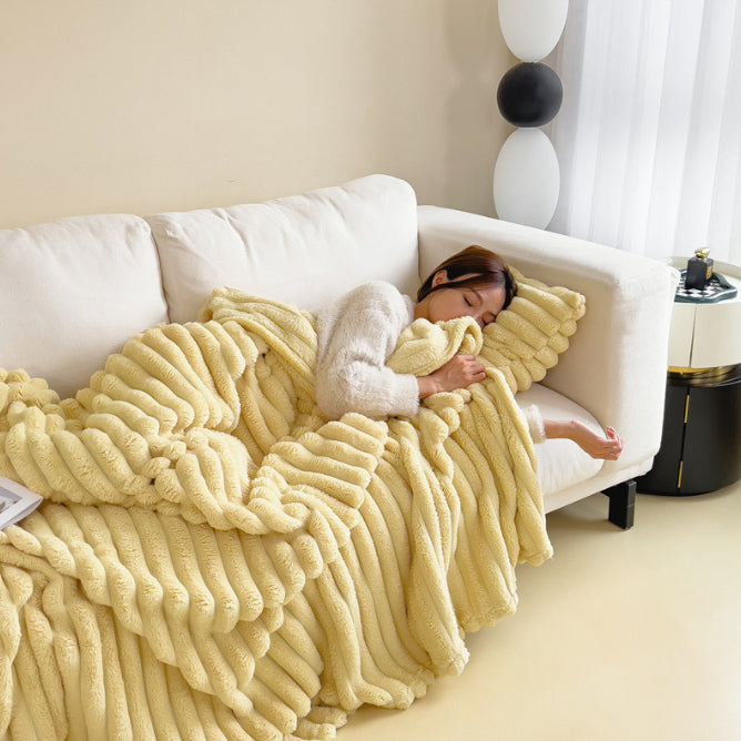 Soft Bubble Velvet Blanket - Warm Solid Color Throw
