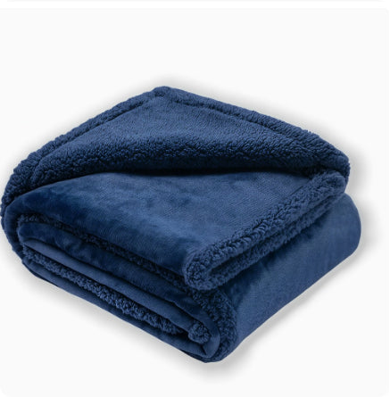 Thick Sherpa Fleece Pet Blanket - Waterproof Dog Blanket for Bed, Sofa & Car