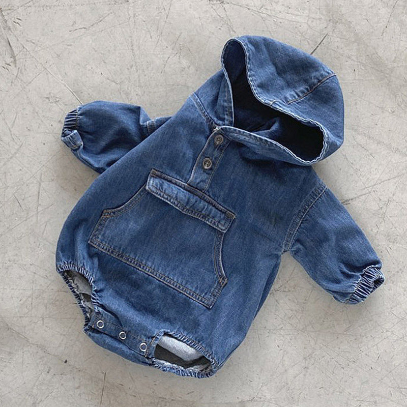 Cotton denim baby romper with long sleeves and a single-breasted fastening, available in sizes from 66 to 100 cm.