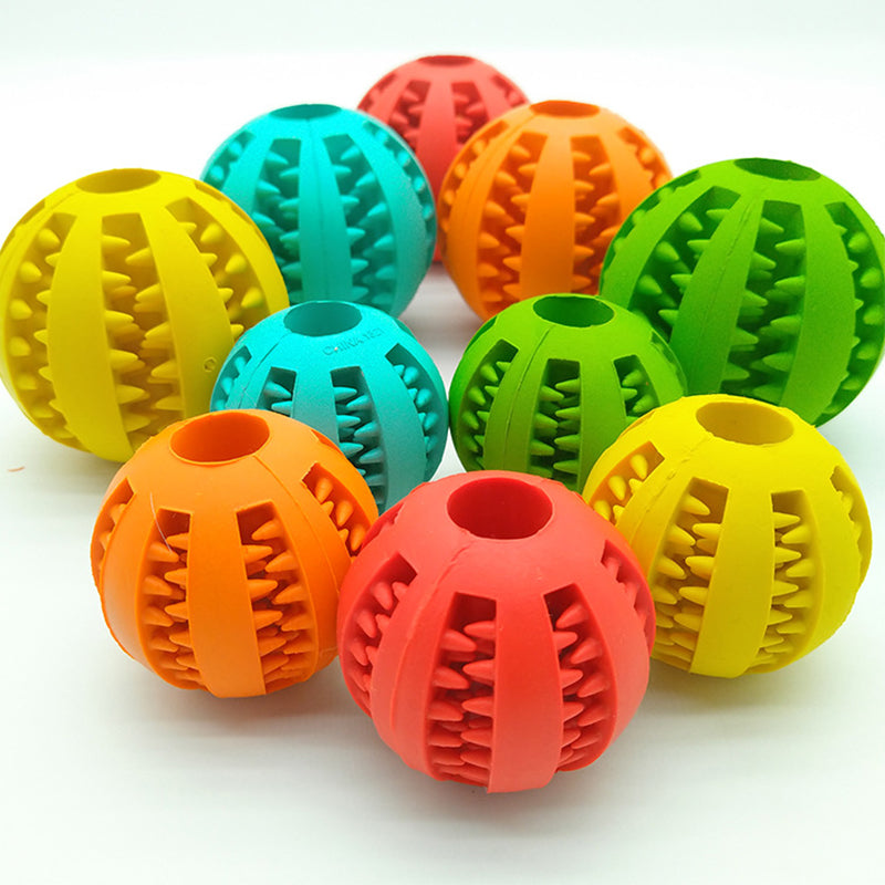 Slow Feeder Rubber Dog Ball - Treat Dispensing Chew Toy (5 cm / 7 cm)