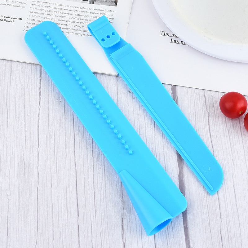 Plastic Cake Smoother & Scraper - Baking Icing Tool