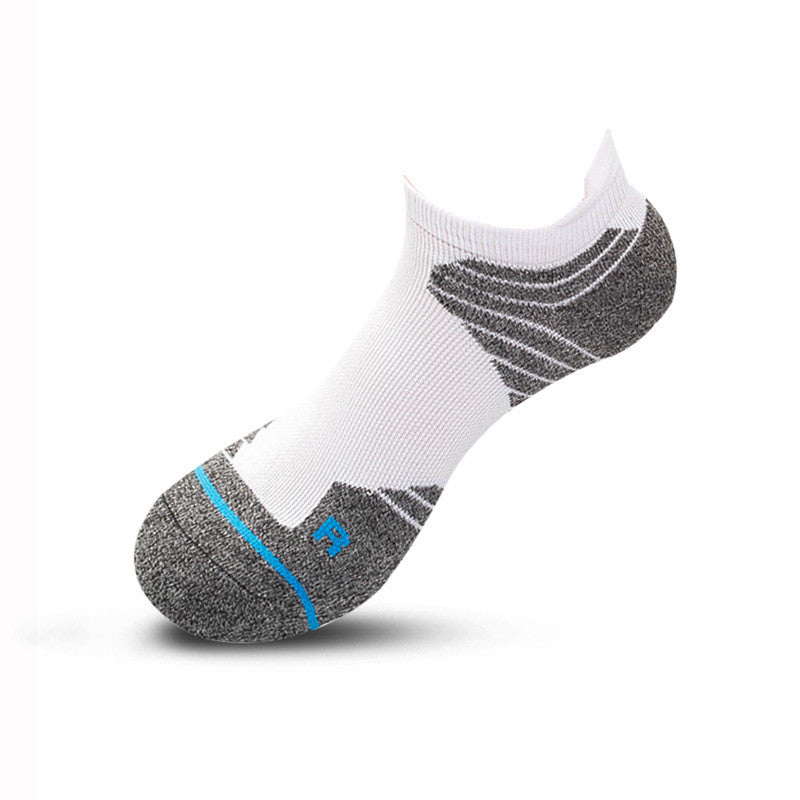 Men’s low-cut sports socks with thick cushioned sole for running, basketball, gym training and everyday athletic wear